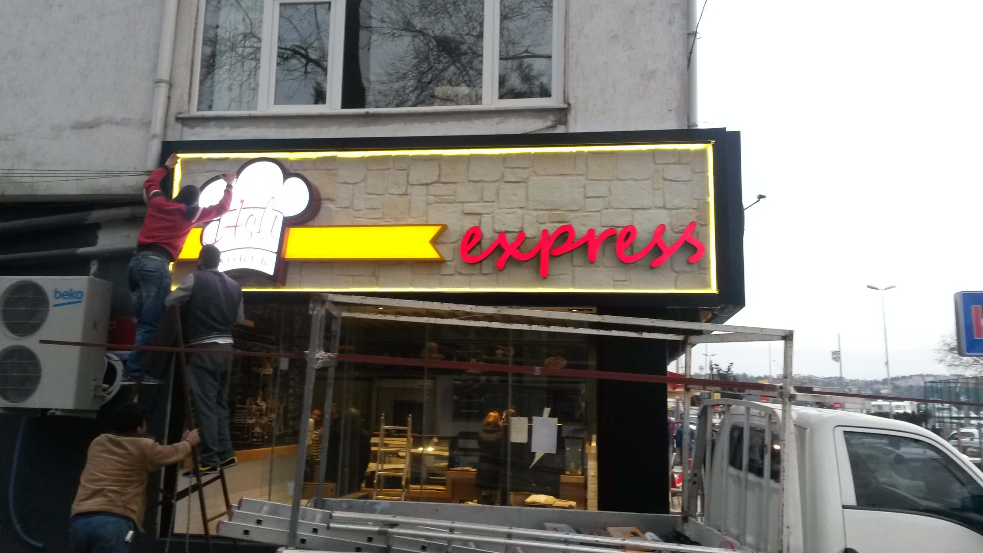 LED ışıklı tabela 2